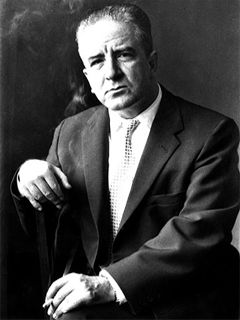 LITERATURA PERUANA: ANÁLISIS LITERARIO DE "LOS PERROS HAMBRIENTOS"